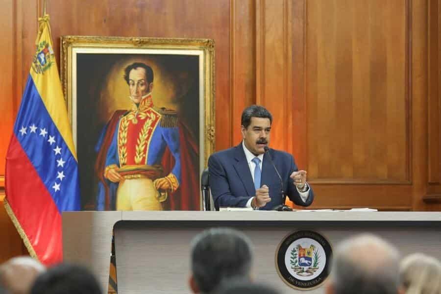 Advierte Nicolás Maduro que arrestará a Juan Guaidó por los delitos que ha cometido