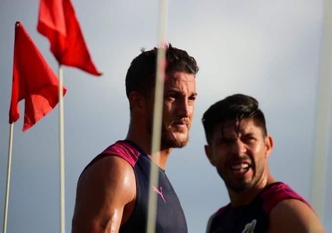 Cualquier futbolista tiene derecho a divertirse, pero hay que ser inteligentes: Mier