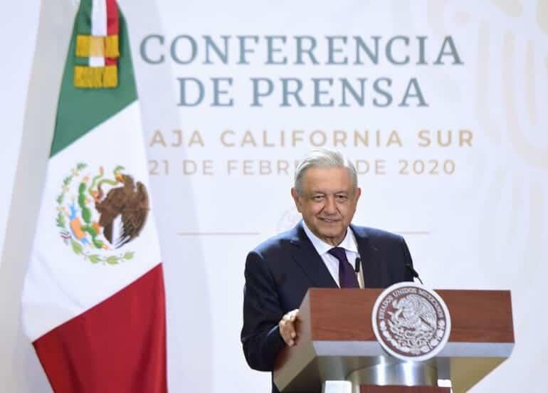 Considera Obrador que la derecha y los conservadores están metidos en paro nacional de mujeres
