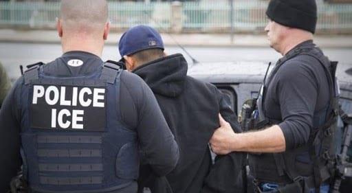 Muere mexicano cuando se encontraba detenido en migración de Estados Unidos Muere mexicano cuando se encontraba detenido en migración de Estados Unidos