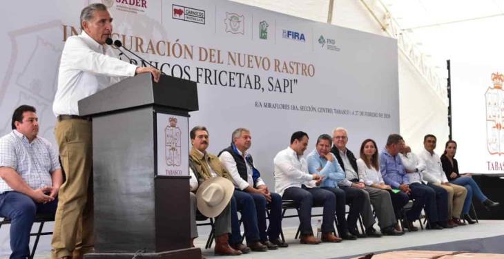 Inauguran nuevo rastro municipal de Centro