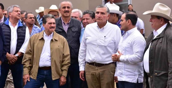 Inauguran nuevo rastro municipal de Centro