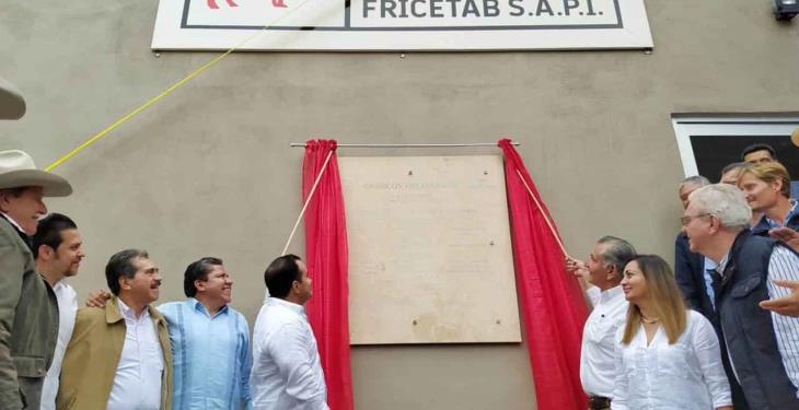 Inauguran nuevo rastro municipal de Centro