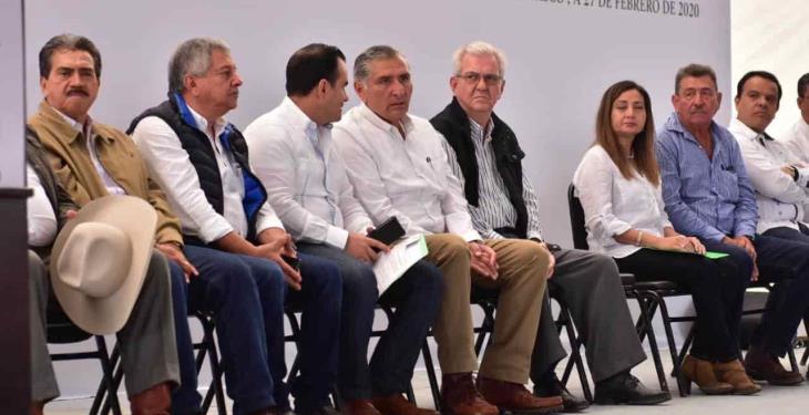 Inauguran nuevo rastro municipal de Centro