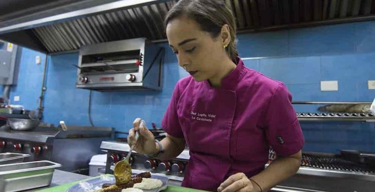 Lupita Vidal, de La Cevichería para Tabasco, rompe con los estigmas y crea conceptos únicos