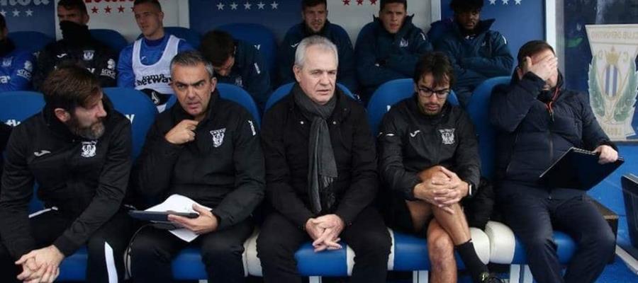 Raúl Jiménez puede jugar en el Arsenal o el Chelsea: Aguirre