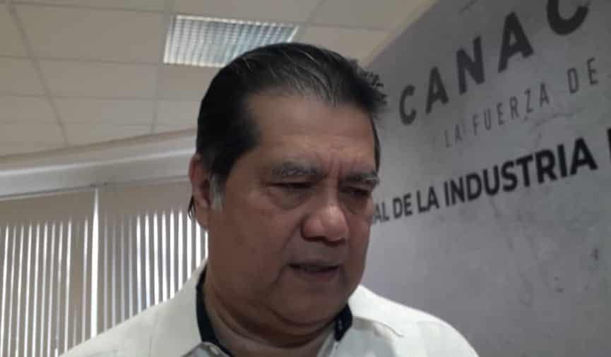 Docentes también deberán contar con credenciales electrónicas con código QR para entrar a la UJAT Docentes también deberán contar con credenciales electrónicas con código QR para entrar a la UJAT