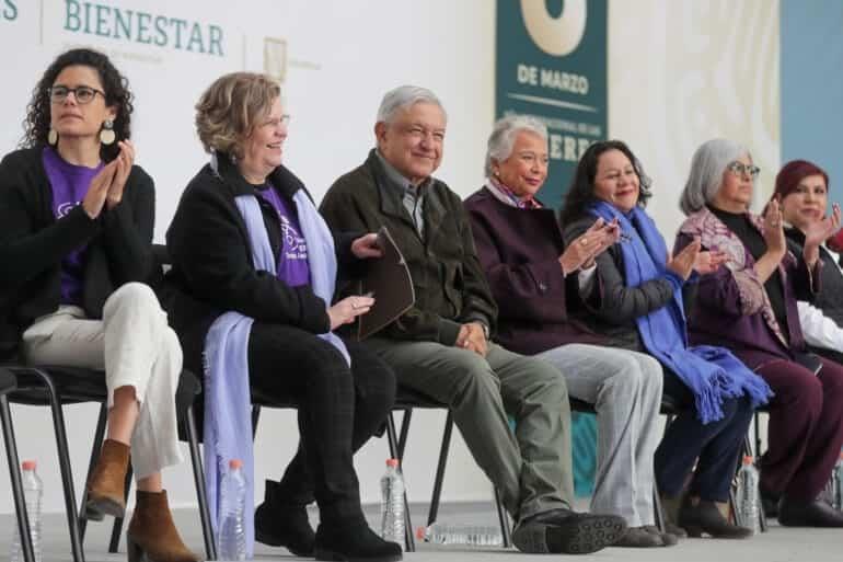 Libre expresión de ideas, pilar de la 4T, asegura presidente previo a manifestaciones de colectivos feministas Libre expresión de ideas, pilar de la 4T, asegura presidente previo a manifestaciones de colectivos feministas