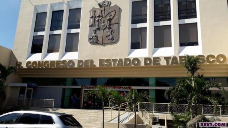 Cerca de 80 trabajadores del Congreso se sumaron al paro nacional de mujeres