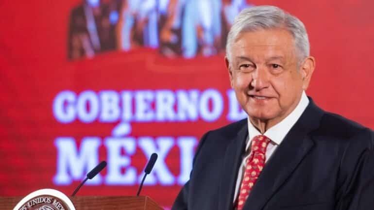 Asegura AMLO que se está levantando el sistema de salud para garantizar el ‘derecho a todos los mexicanos’ 