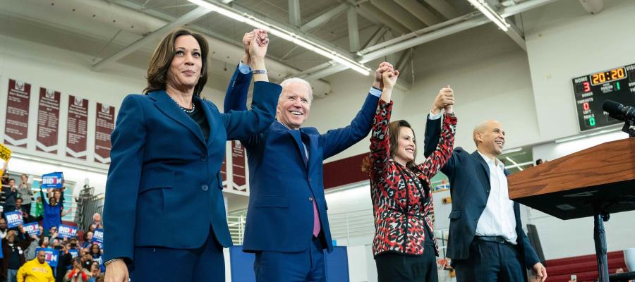 Joe Biden usa lenguaje grosero en contra un trabajador en Detroit