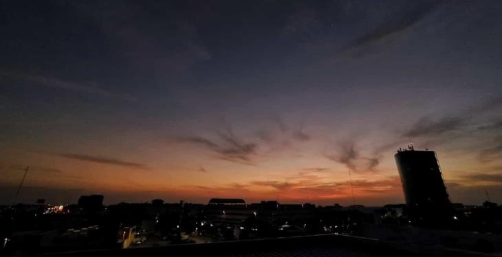 Espectáculo de colores de un atardecer tabasqueño
