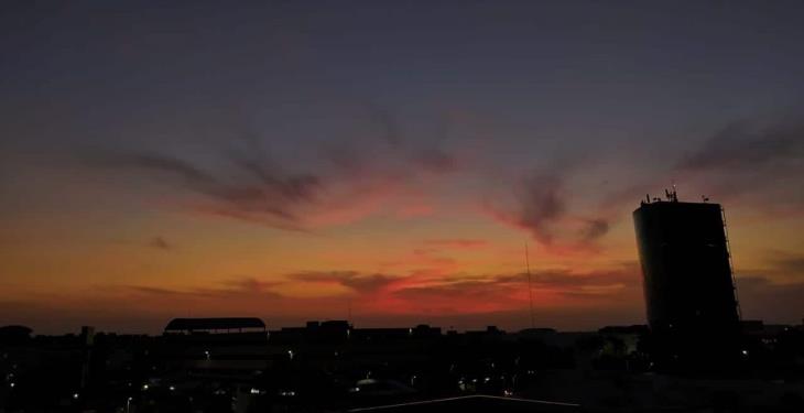 Espectáculo de colores de un atardecer tabasqueño