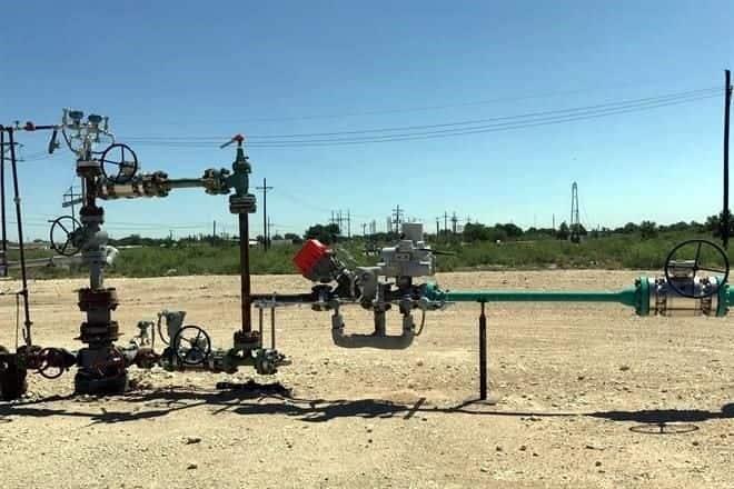 El precio del petróleo WTI baja 4 por ciento y el Brent 8 por ciento