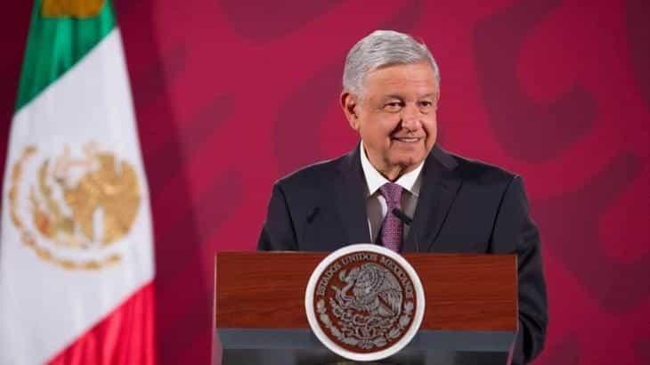 Por coronavirus, AMLO pide ahora ‘abrazarse con la mente’