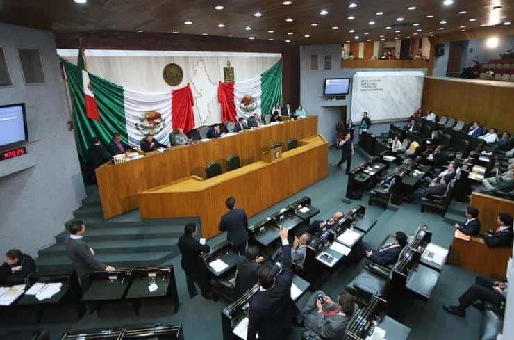 Por pandemia, suspende Congreso de NL sesiones por un mes Por pandemia, suspende Congreso de NL sesiones por un mes