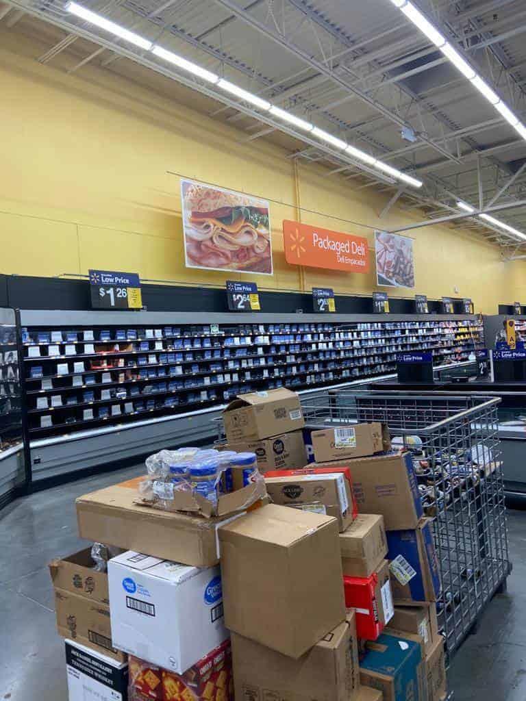 Supermercados en EU lucen vacíos por compras de pánico por el coronavirus