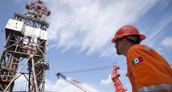 Petróleo mexicano se hunde 22.57% a los 14.54 dólares por barril Petróleo mexicano se hunde 22.57% a los 14.54 dólares por barril