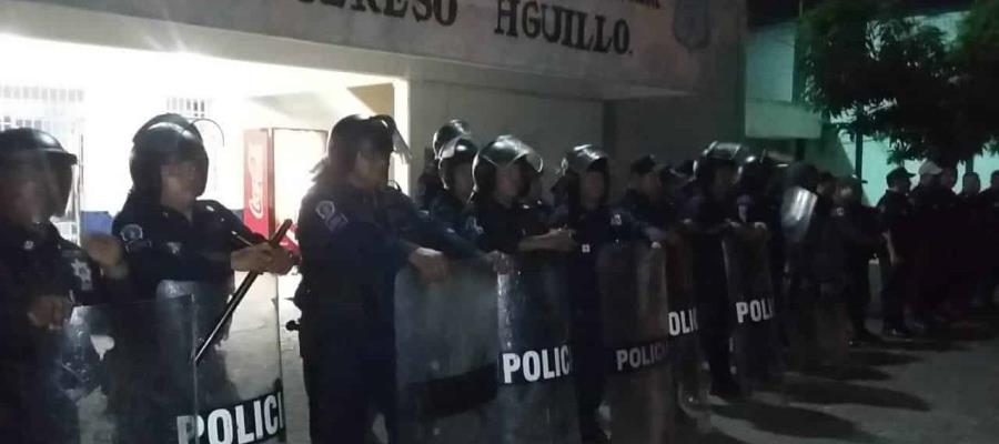 Decomisan marihuana y armas punzocortantes en CERESO de Huimanguillo