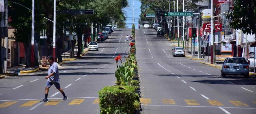 Semi vacías lucieron las calles de Villahermosa este primer domingo de aislamiento ante el covid-19 Semi vacías lucieron las calles de Villahermosa este primer domingo de aislamiento ante el covid-19