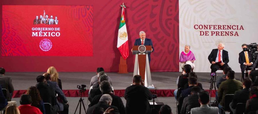 Niega AMLO que programas sociales sea entrega de dádivas