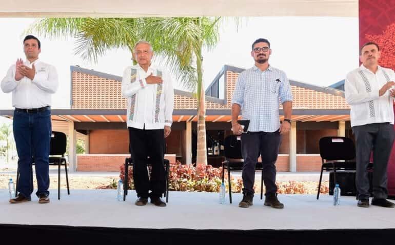 Pide Andrés Manuel comprar en tianguis y mercados durante la contingencia por el Covid-19