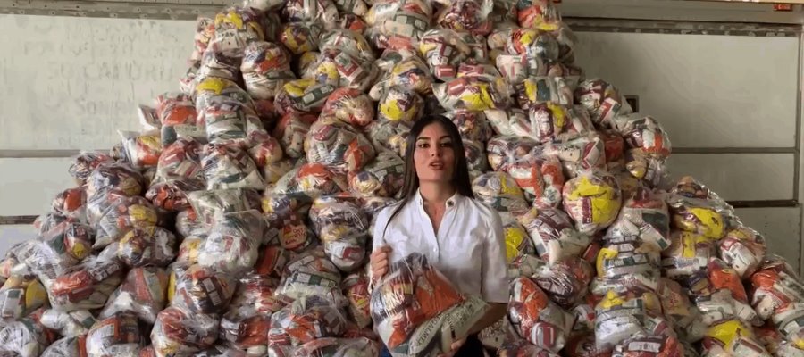 Diputada federal por Nayarit compra mil despensas para repartirlas a quienes viven al día en Tepic Diputada federal por Nayarit compra mil despensas para repartirlas a quienes viven al día en Tepic