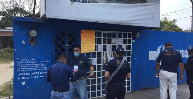 Clausuran negocios y depósitos de cerveza por violar decreto de prevención del Covid-19 en Comalcalco y Jalpa