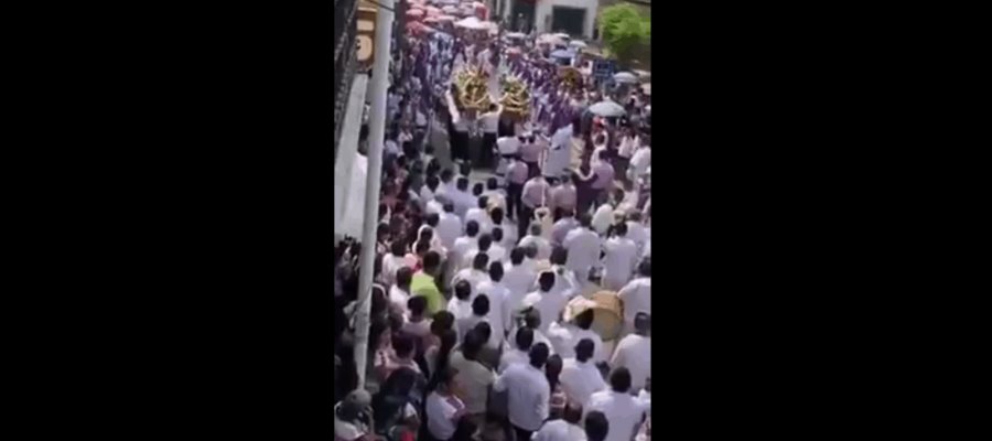 Habitantes de Venustiano Carranza, Chiapas, vuelven a desafiar al coronavirus y realizan Viacrucis