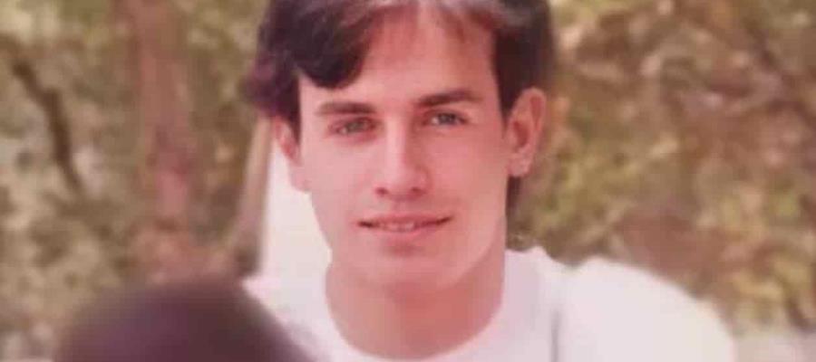 López-Gatell pudo ser estrella de rock; en su juventud formó parte de  la banda ‘Cantera’