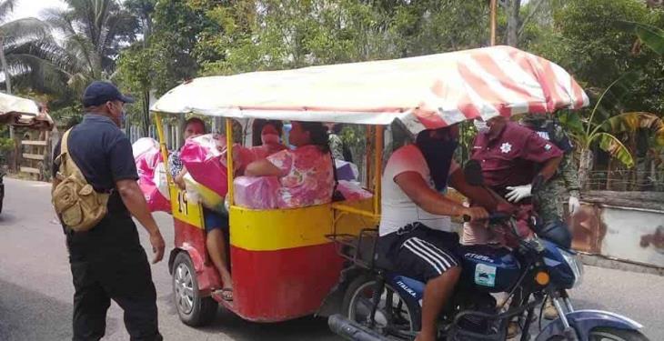 Detienen a pochimovilistas en Jalpa por no respetar decreto de suspensión del servicio