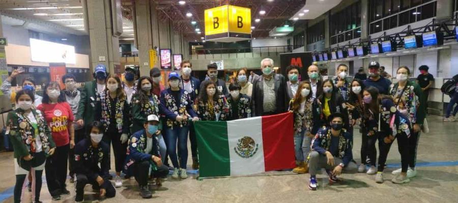 Llegan a México 91 connacionales que permanecían varados en Brasil