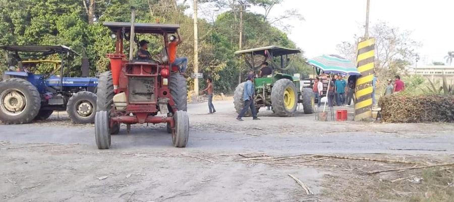 Paran labores sindicalizados en el Ingenio Benito Juárez; exigen reparto de utilidades