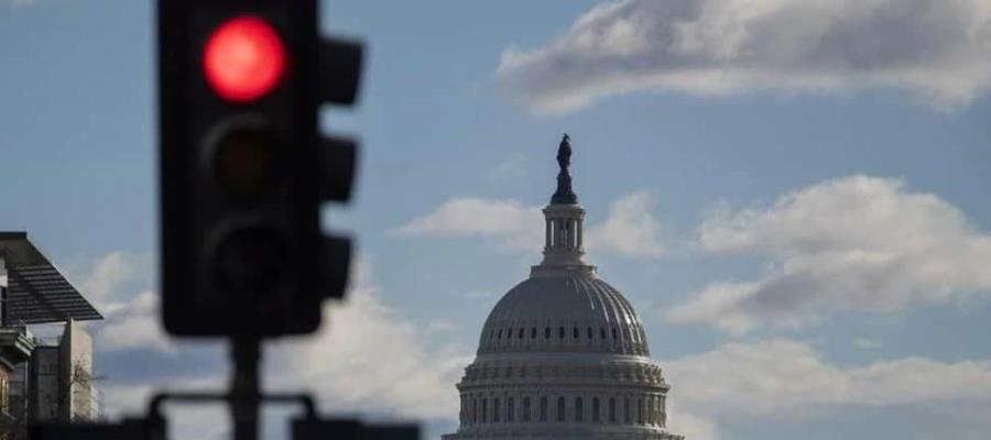 Senadores de EEUU presionan a México para reactivar actividades no prioritarias Senadores de EEUU presionan a México para reactivar actividades no prioritarias
