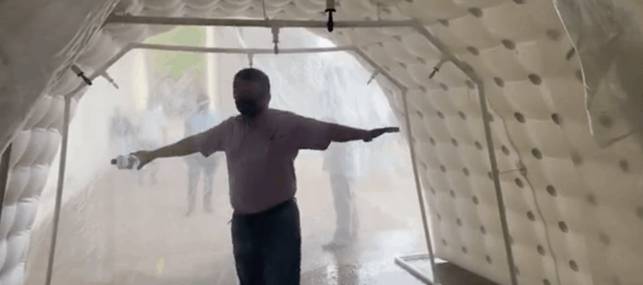 Instalan túnel sanitizador en la entrada del Palacio Municipal de Centro