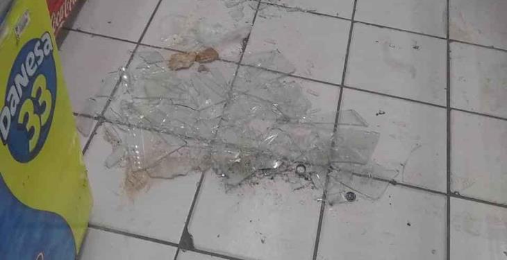 Vandalizan y roban negocio de ultramarinos en Punta Brava Vandalizan y roban negocio de ultramarinos en Punta Brava