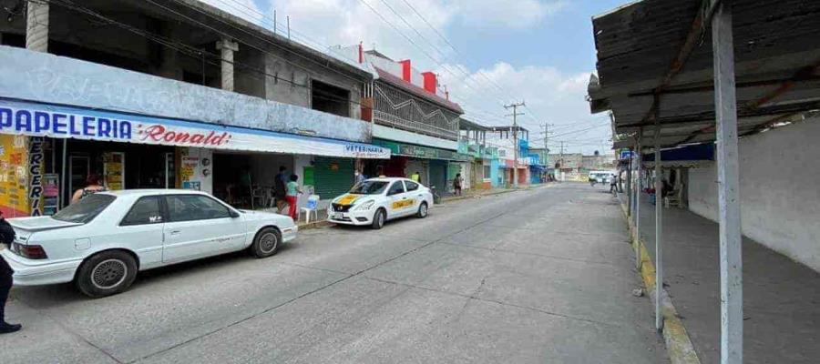 Restringen horario de cierre en establecimientos de Tacotalpa
