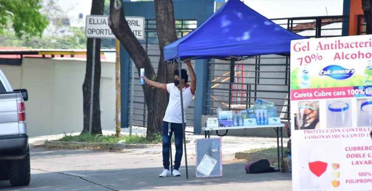 Productos sanitizantes, lo más buscado en Circuito Deportiva de Villahermosa