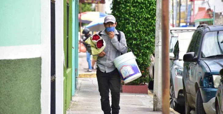 FOTO GALERÍA: El cambaceo, la estrategia de venta que subsiste a los tiempos del coronavirus