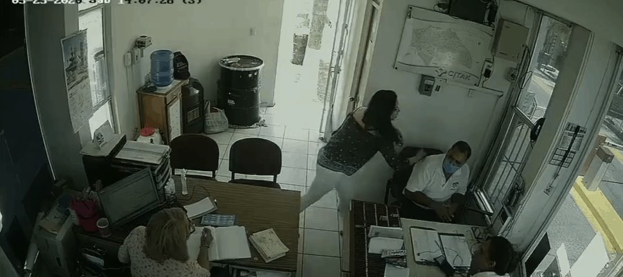 Ex funcionaria de Durango, agrede a vigilantes que no permitieron pasar a sus invitados a una fiesta que realizó en plena pandemia