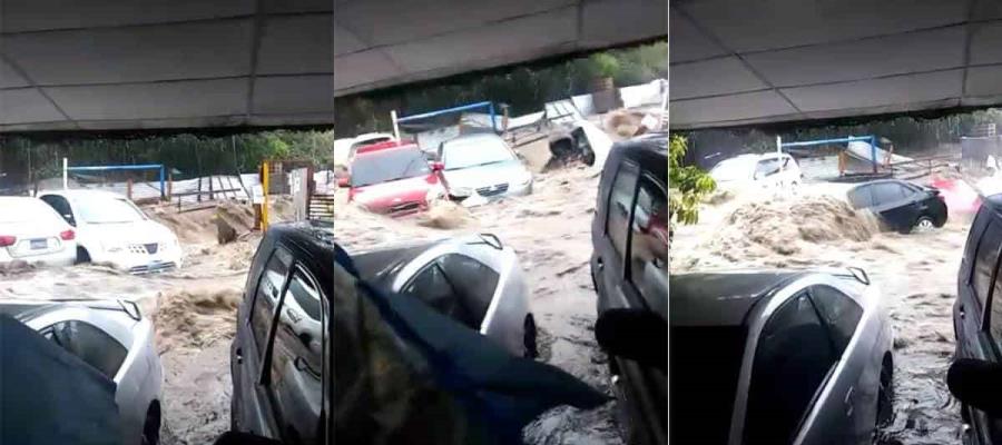 Lluvias causan daños en viviendas y vehículos en El Salvador Lluvias causan daños en viviendas y vehículos en El Salvador