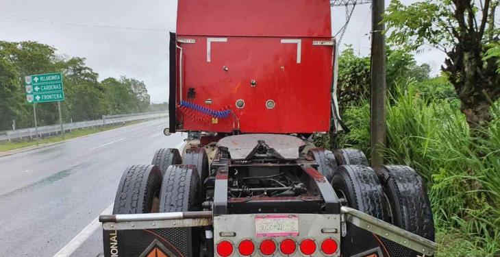 Se registran al menos cinco accidentes automovilísticos en carreteras en Tabasco