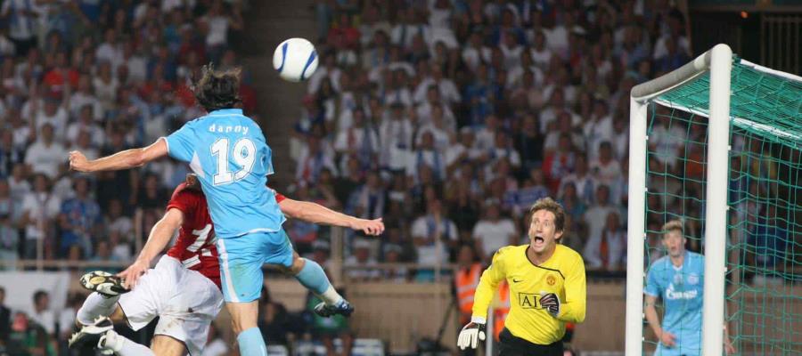 Rusia levanta restricción de aficionados en sus estadios