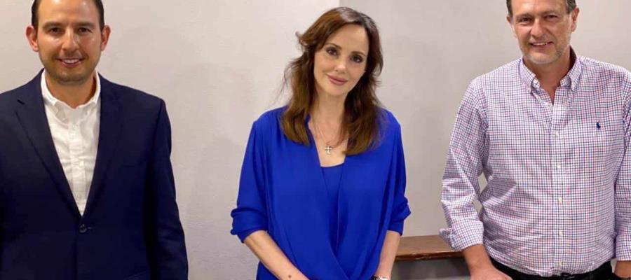 Indígenas llaman ignorante a Lilly Téllez tras crítica a ceremonia del Día de Muertos en Palacio Nacional Indígenas llaman ignorante a Lilly Téllez tras crítica a ceremonia del Día de Muertos en Palacio Nacional