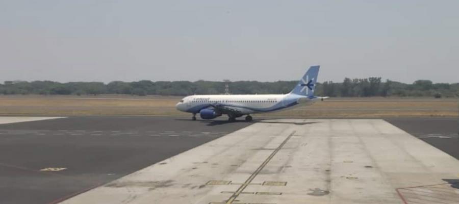 Por falta de pago de turbosina, Interjet cancela 19 vuelos; serán reprogramados el martes Por falta de pago de turbosina, Interjet cancela 19 vuelos; serán reprogramados el martes