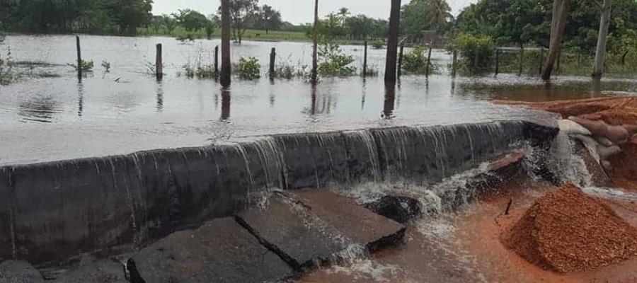 Reportan nuevas afectaciones en carreteras de Balancán tras las fuertes lluvias del fin de semana