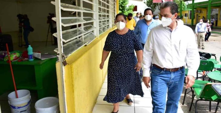 Da ayuntamiento de Centro banderazo al programa ‘Pinta tu escuela’