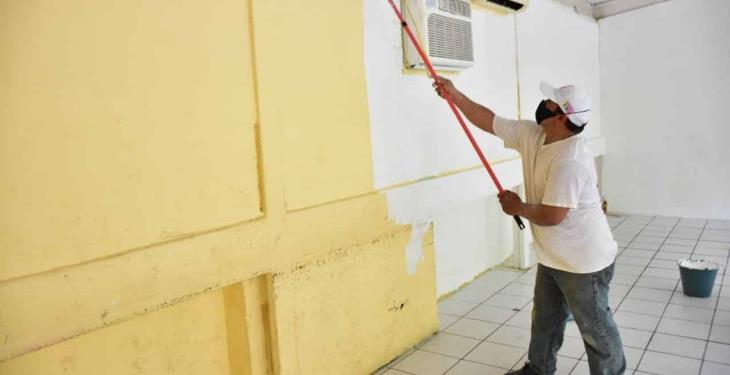 Da ayuntamiento de Centro banderazo al programa ‘Pinta tu escuela’