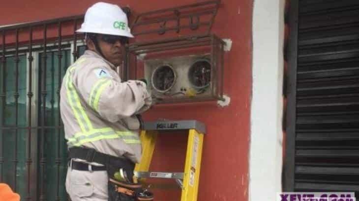 CFE difiere con Adán Augusto; reporta que sí realizó cortes de energía domésticos durante la pandemia CFE difiere con Adán Augusto; reporta que sí realizó cortes de energía domésticos durante la pandemia