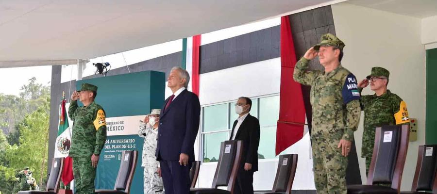 Encabeza presidente ceremonia por el 54 aniversario del Plan DN-III-E en el estado de Puebla